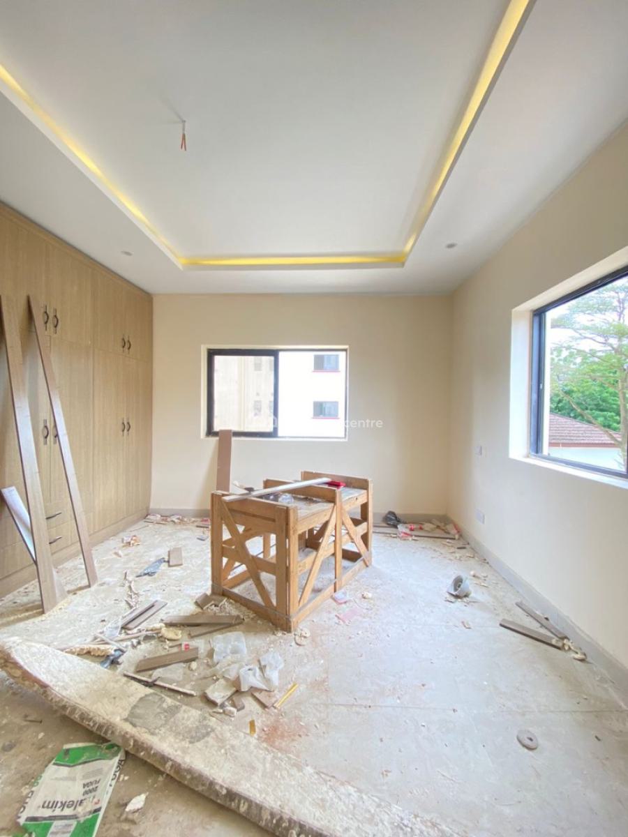 Nicely Built 3 Bedroom Apartment with Bq, Ikoyi, Lagos, Flat / Apartment for Rent