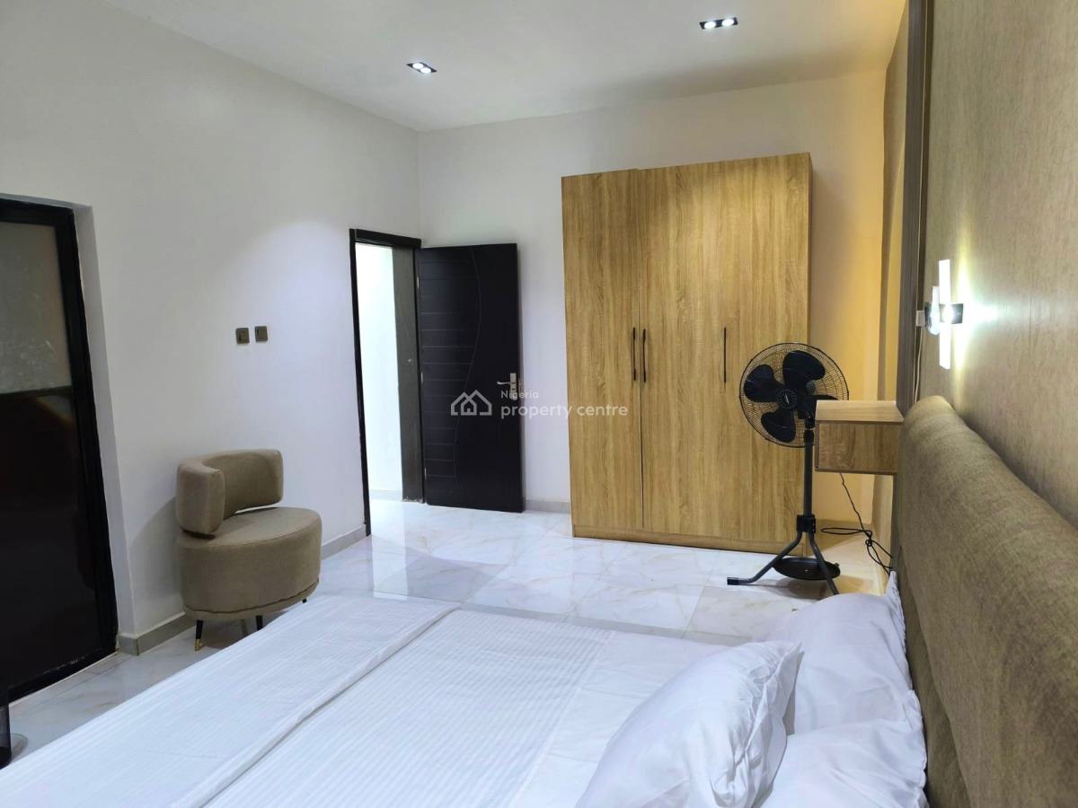 Luxury 2 Bedrooms Serviced Apartments, 28 Onile Aro Street, Ile Pupa Bus Stop, Alakia, Ibadan, Oyo, Flat / Apartment Short Let