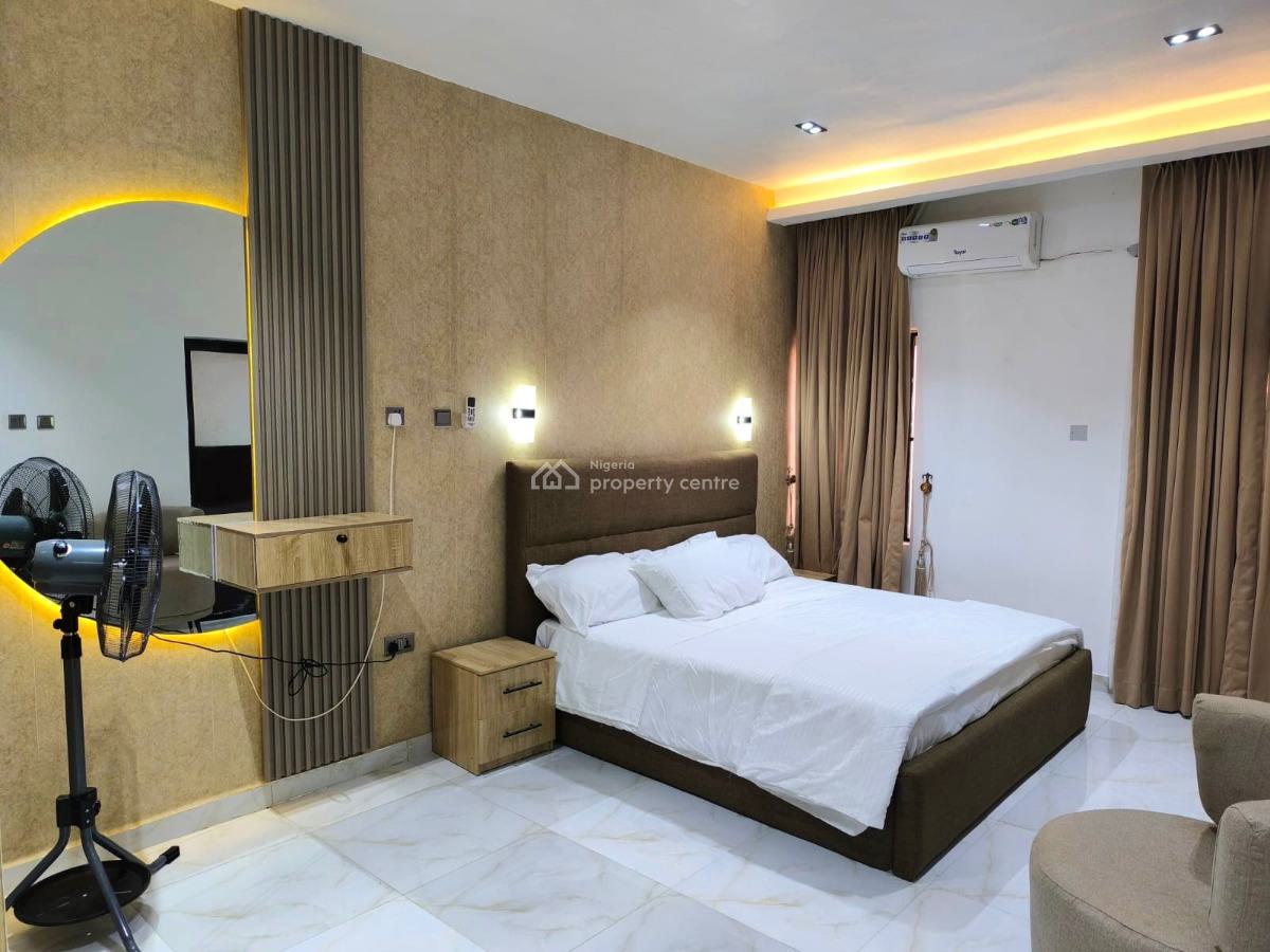 Luxury 2 Bedrooms Serviced Apartments, 28 Onile Aro Street, Ile Pupa Bus Stop, Alakia, Ibadan, Oyo, Flat / Apartment Short Let