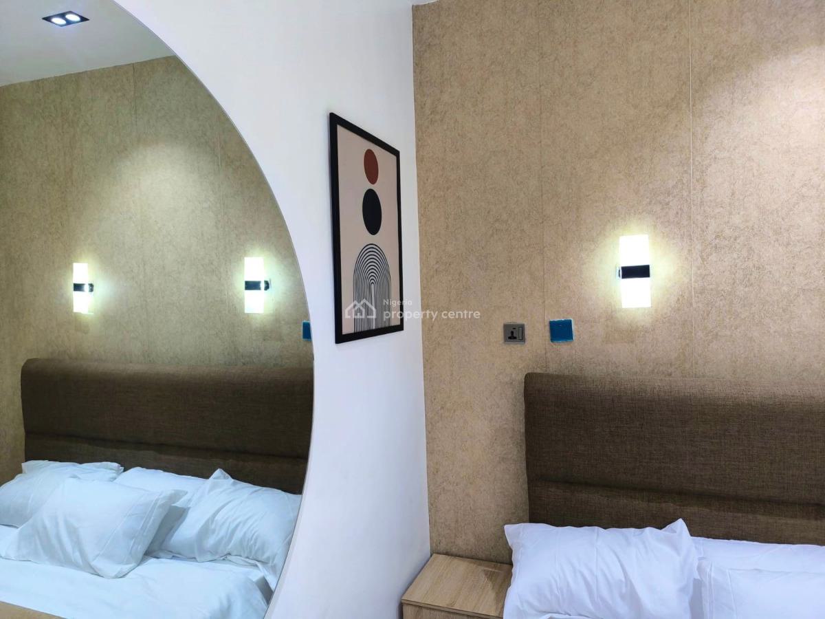 Luxury 2 Bedrooms Serviced Apartments, 28 Onile Aro Street, Ile Pupa Bus Stop, Alakia, Ibadan, Oyo, Flat / Apartment Short Let