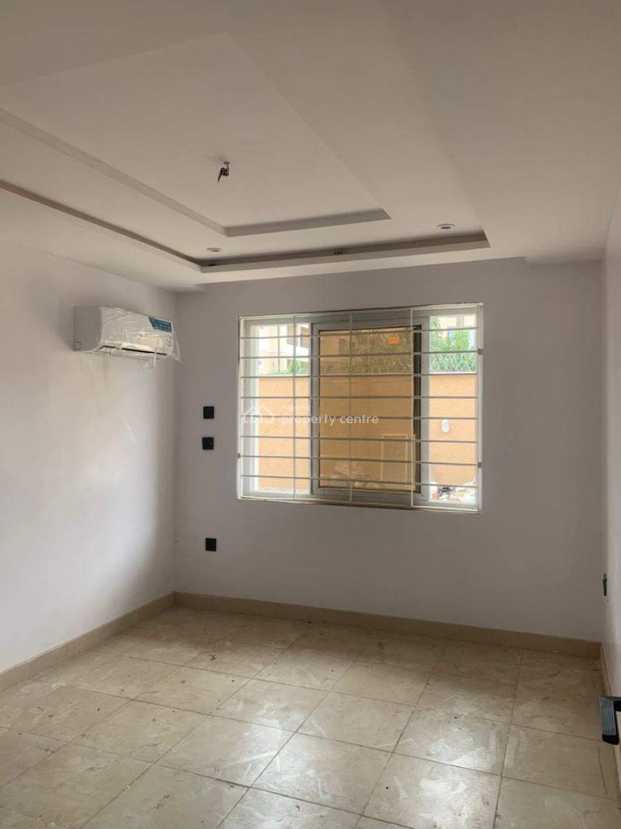 Self Serviced 3-bedroom Flat with Bq, Lekki Phase 1, Lekki, Lagos, Flat / Apartment for Rent