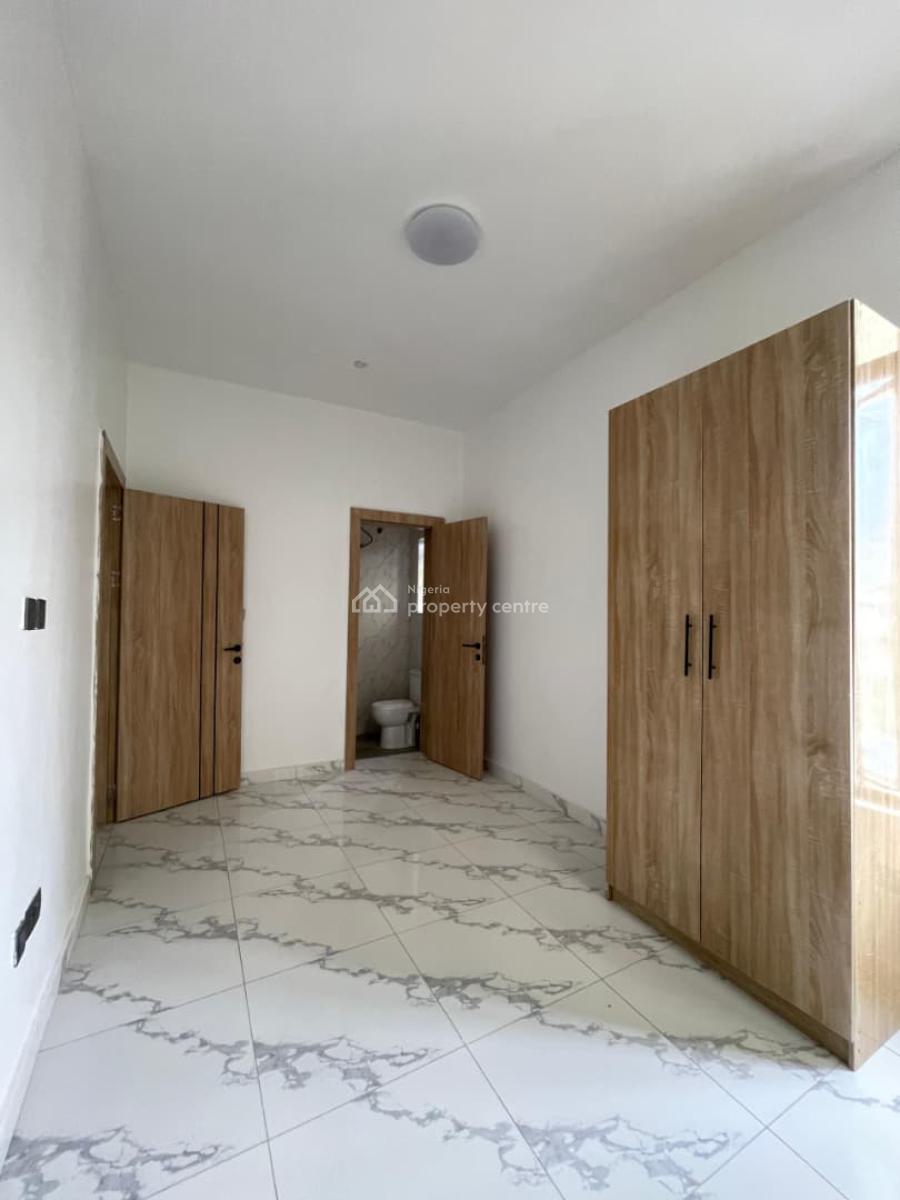 Contemporary 3 Bedroom Flat, Lekki, Lagos, Flat / Apartment for Sale
