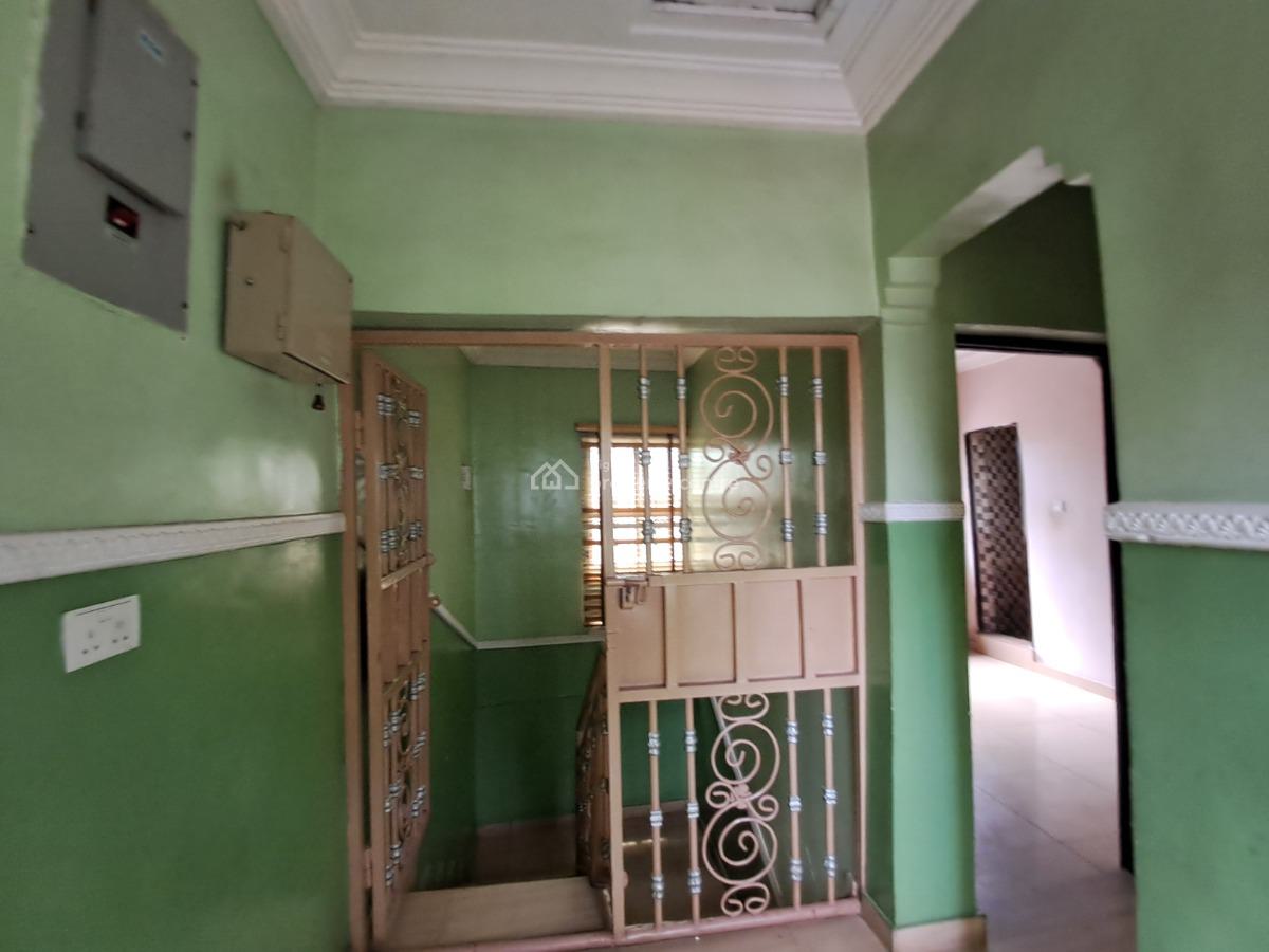 Lovely 3 Bedroom Flat, Iyano Oworo, Oworonshoki, Kosofe, Lagos, Flat / Apartment for Rent