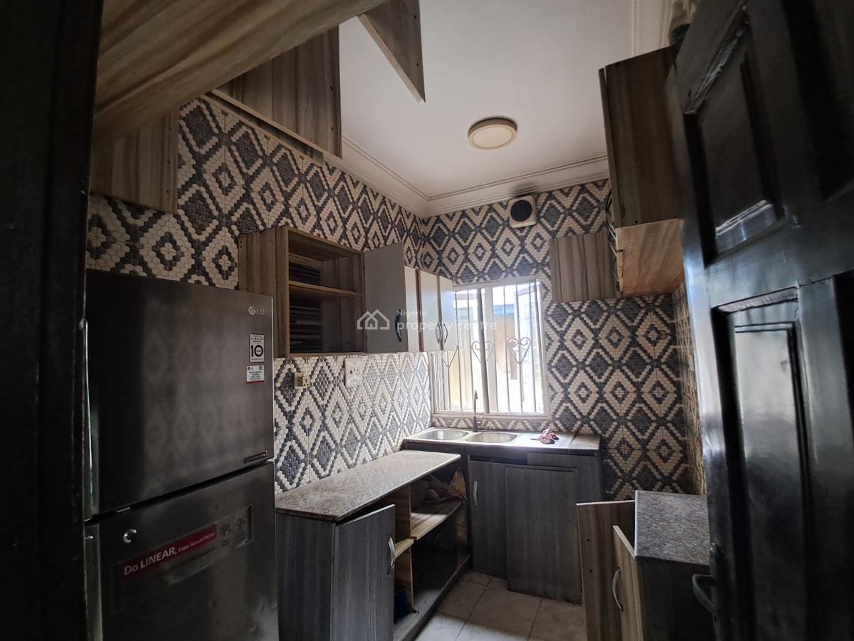 Lovely 3 Bedroom Flat, Iyano Oworo, Oworonshoki, Kosofe, Lagos, Flat / Apartment for Rent