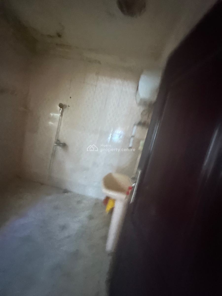 Luxury Spacious 3 Bedroom Bungalow with 2 Rooms Bq, Behind Sunnyvale Estate, Lokogoma District, Abuja, Detached Bungalow for Sale