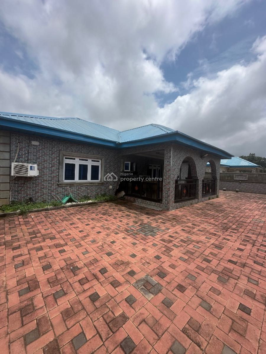 Luxury Spacious 3 Bedroom Bungalow with 2 Rooms Bq, Behind Sunnyvale Estate, Lokogoma District, Abuja, Detached Bungalow for Sale