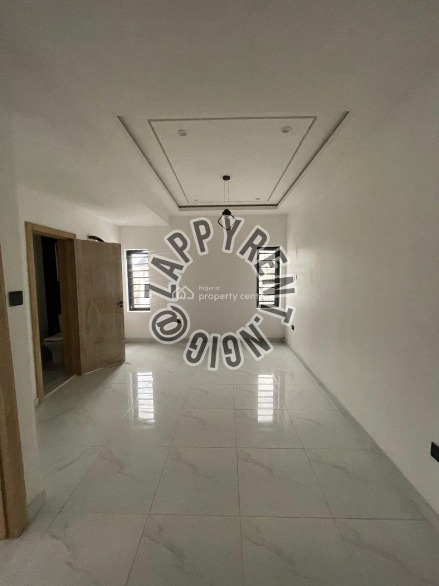 2 Bedroom Flat Available, Ologolo, Lekki, Lagos, Flat / Apartment for Rent