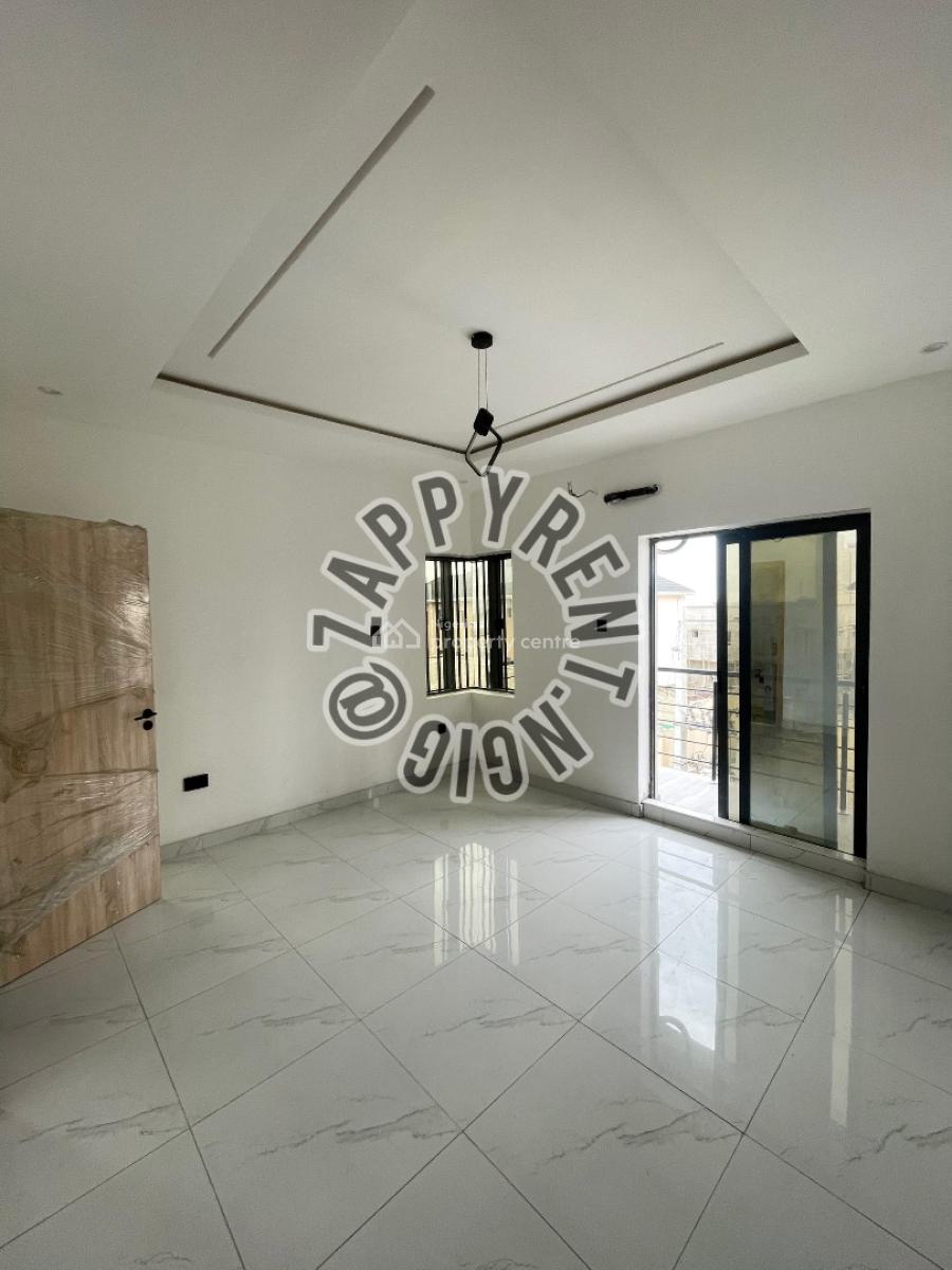 2 Bedroom Flat Available, Ologolo, Lekki, Lagos, Flat / Apartment for Rent