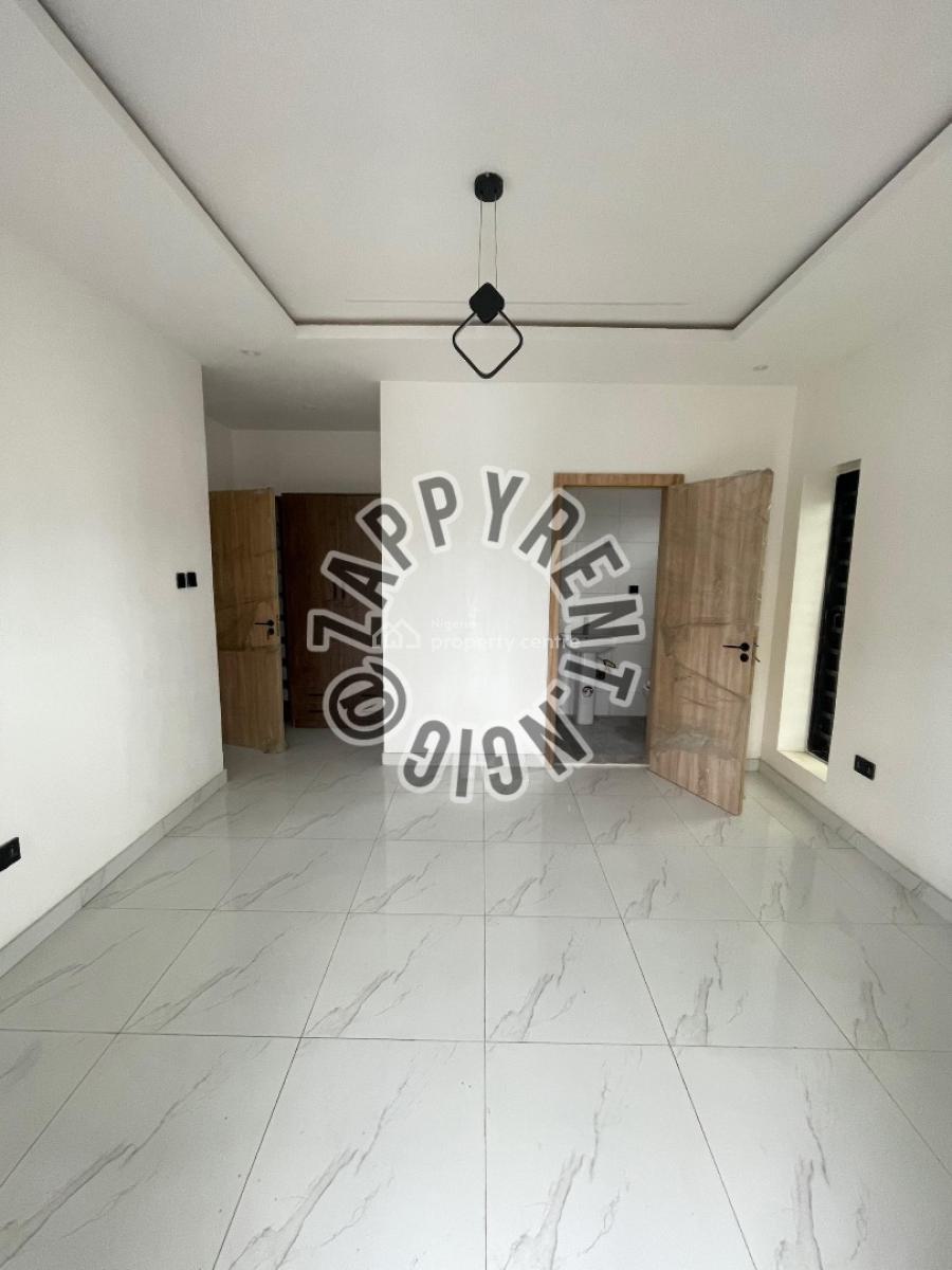 2 Bedroom Flat Available, Ologolo, Lekki, Lagos, Flat / Apartment for Rent