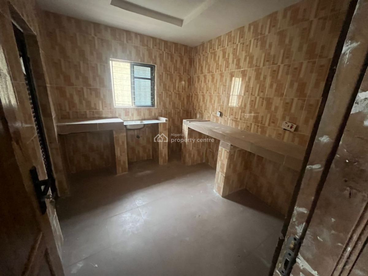 Luxury 2 Bedroom Flat, Gra Phase 1, Magodo, Lagos, Flat / Apartment for Rent