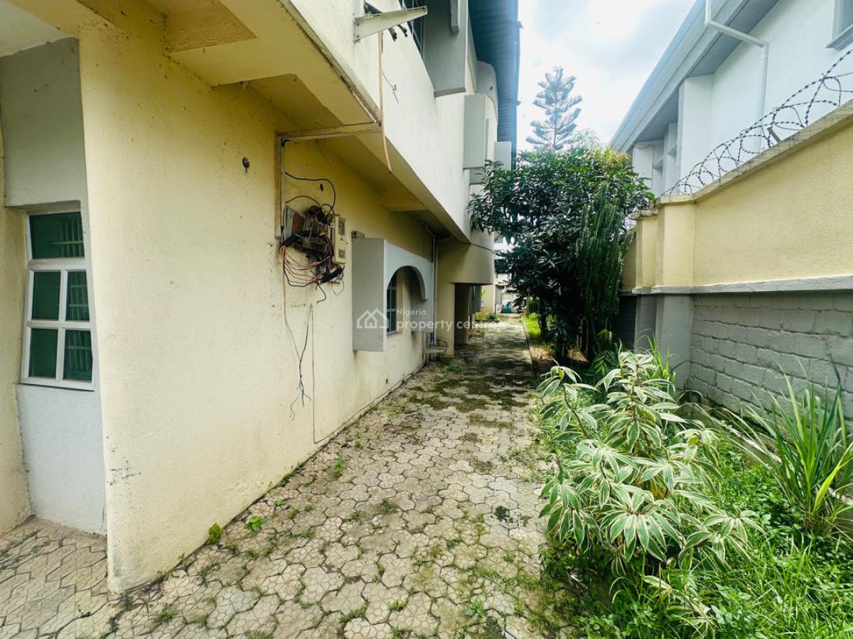 Nice 5 Bedroom Detached Duplex with 2 Rooms Bq, Wuse, Abuja, Detached Duplex for Rent