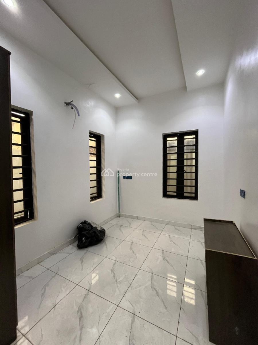 Well Designed 4 Bedrooms Semi-detached Duplex with Bq in an Estate, Gbagada, Lagos, Semi-detached Duplex for Sale