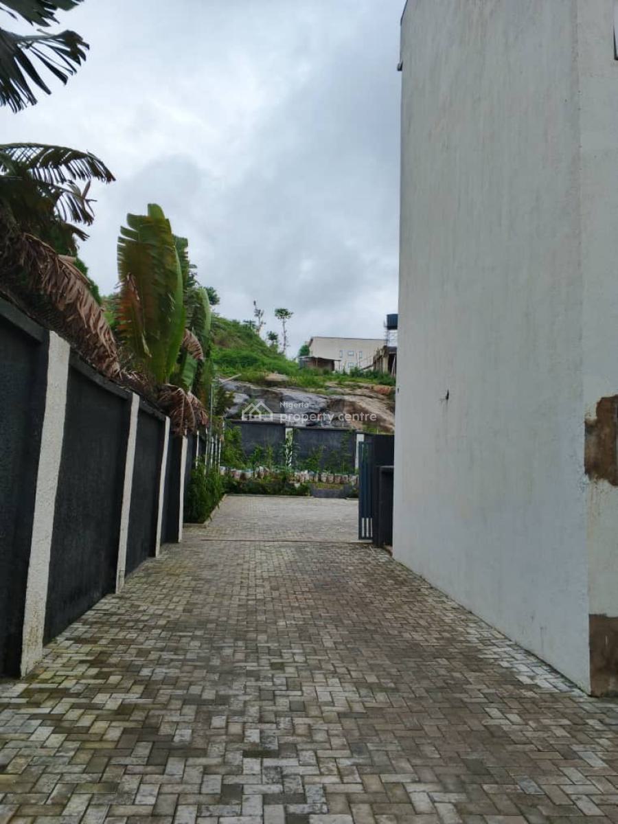 Partially Furnished 4 Bedroom Terrace Duplex with Bq., Guzape Main Abuja, Guzape District, Abuja, Terraced Duplex for Rent