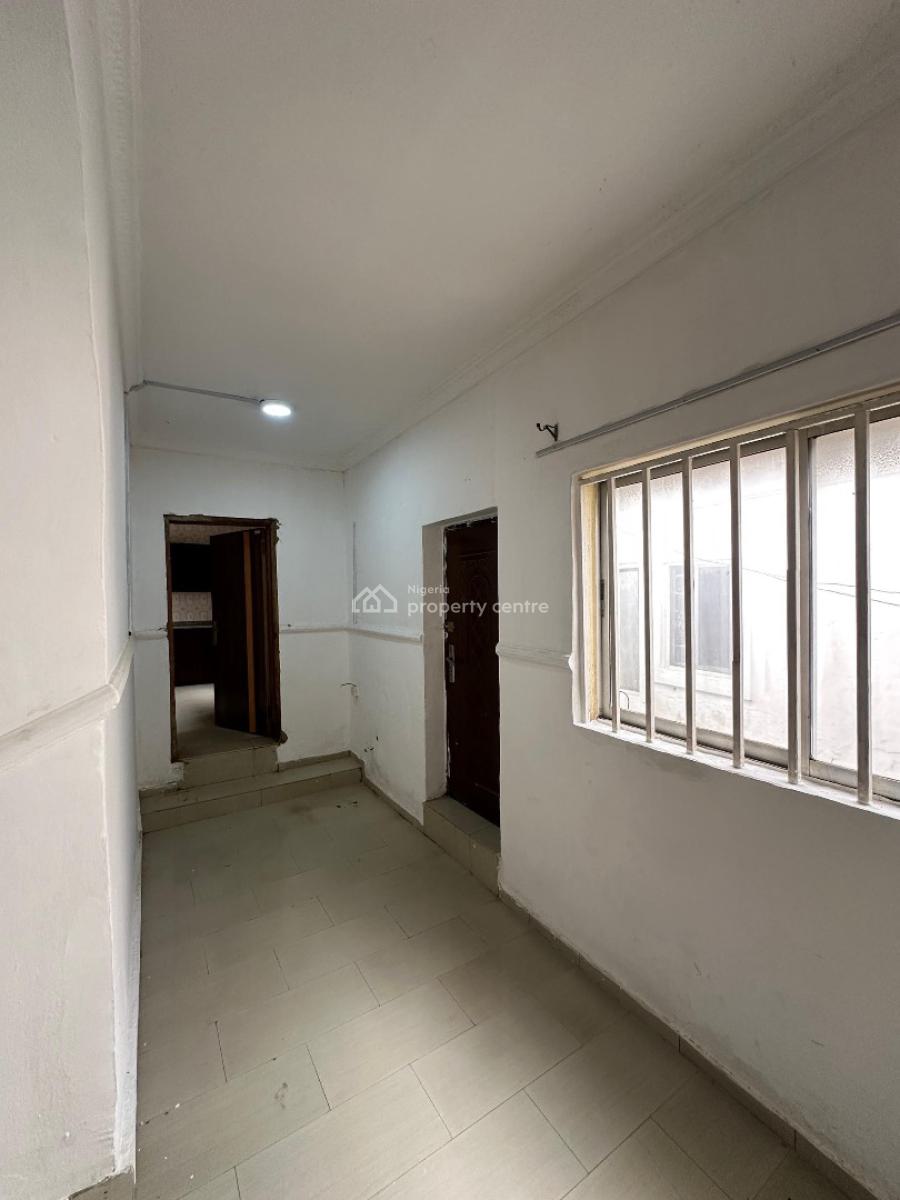 4 Bedroom Semi Detached, Off Admiralty Way, Lekki Phase 1, Lekki, Lagos, Semi-detached Bungalow for Rent