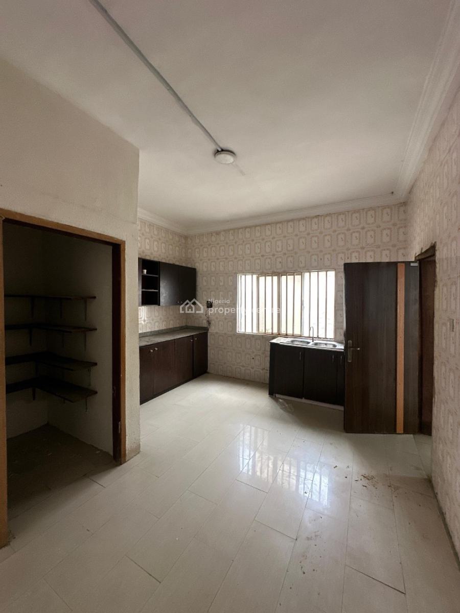 4 Bedroom Semi Detached, Off Admiralty Way, Lekki Phase 1, Lekki, Lagos, Semi-detached Bungalow for Rent