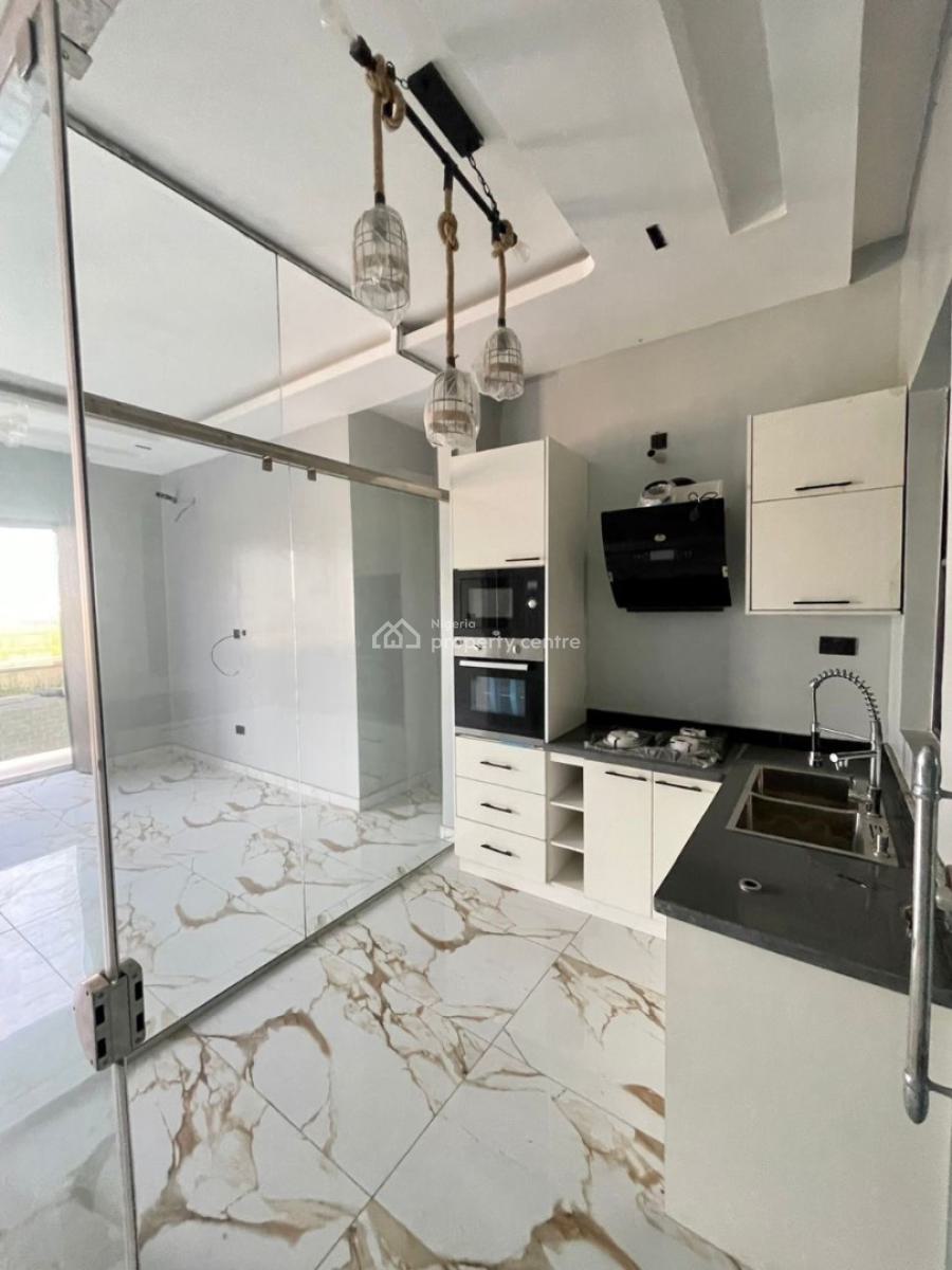 Beautiful 2 Bedroom Apartment, Off Freedom Way, Lekki Phase 1, Lekki, Lagos, Block of Flats for Sale
