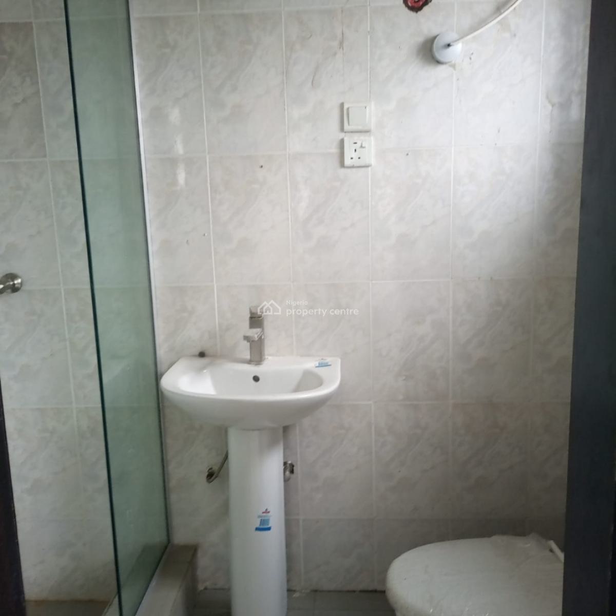 Fully Serviced 3 Bedroom Penthouse Apartment in an Access Code Estate, Western Estate, Ikota Lekki County, Lekki, Lagos, Flat / Apartment for Rent