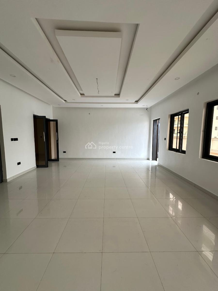 Spaciously Built 2bedroom Penthouse with Elevator, Lekki Phase1 Lekki Lagos, Lekki Phase 1, Lekki, Lagos, Flat / Apartment for Rent