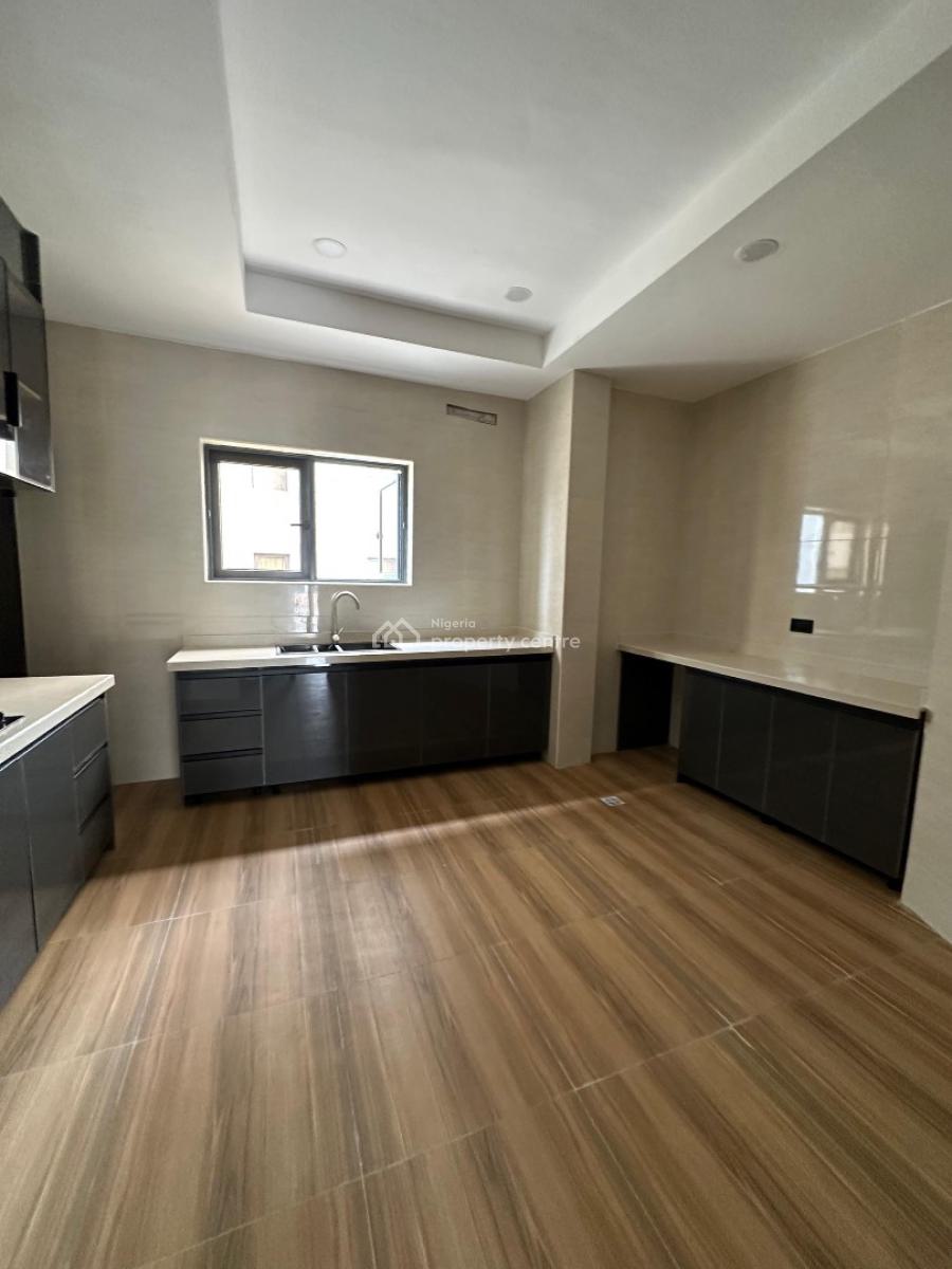 Spaciously Built 2bedroom Penthouse with Elevator, Lekki Phase1 Lekki Lagos, Lekki Phase 1, Lekki, Lagos, Flat / Apartment for Rent