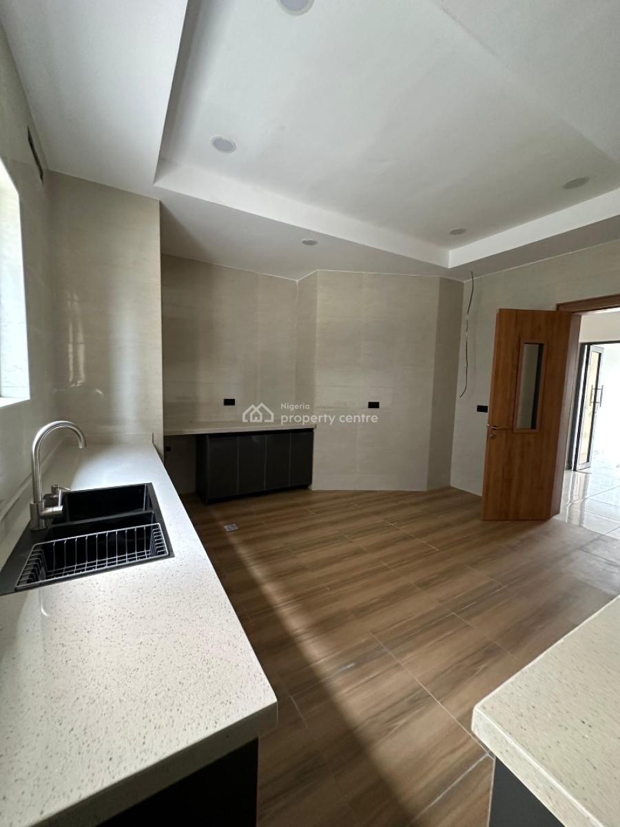 Spaciously Built 2bedroom Penthouse with Elevator, Lekki Phase1 Lekki Lagos, Lekki Phase 1, Lekki, Lagos, Flat / Apartment for Rent