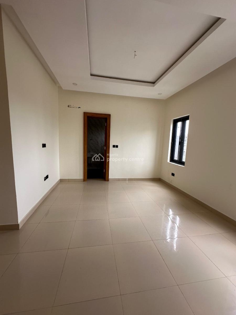 Spaciously Built 2bedroom Penthouse with Elevator, Lekki Phase1 Lekki Lagos, Lekki Phase 1, Lekki, Lagos, Flat / Apartment for Rent