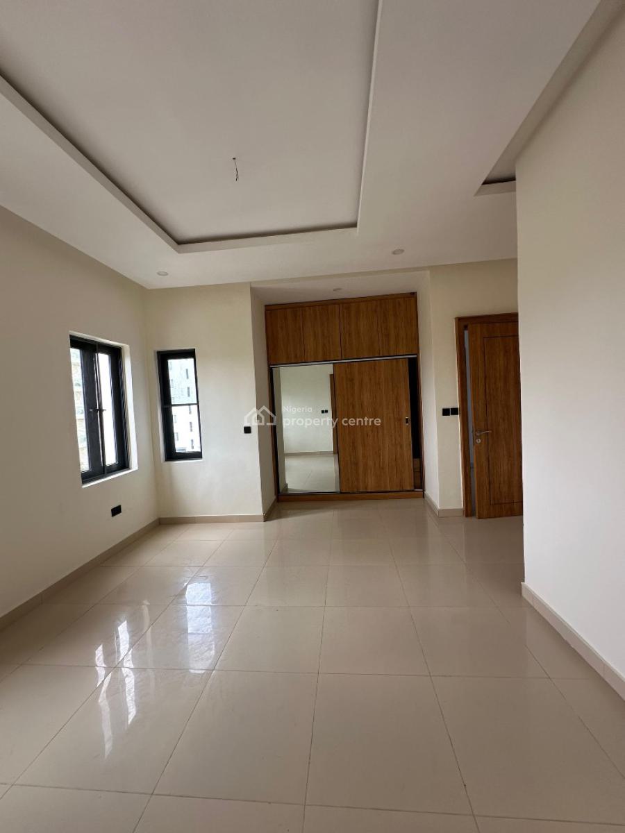 Spaciously Built 2bedroom Penthouse with Elevator, Lekki Phase1 Lekki Lagos, Lekki Phase 1, Lekki, Lagos, Flat / Apartment for Rent