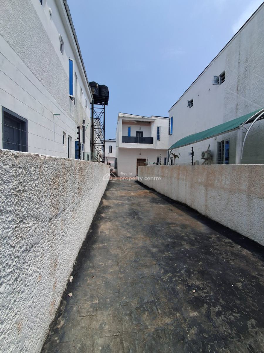 4bedroom Semi Detached, General Paint, Sangotedo, Ajah, Lagos, Detached Duplex for Rent