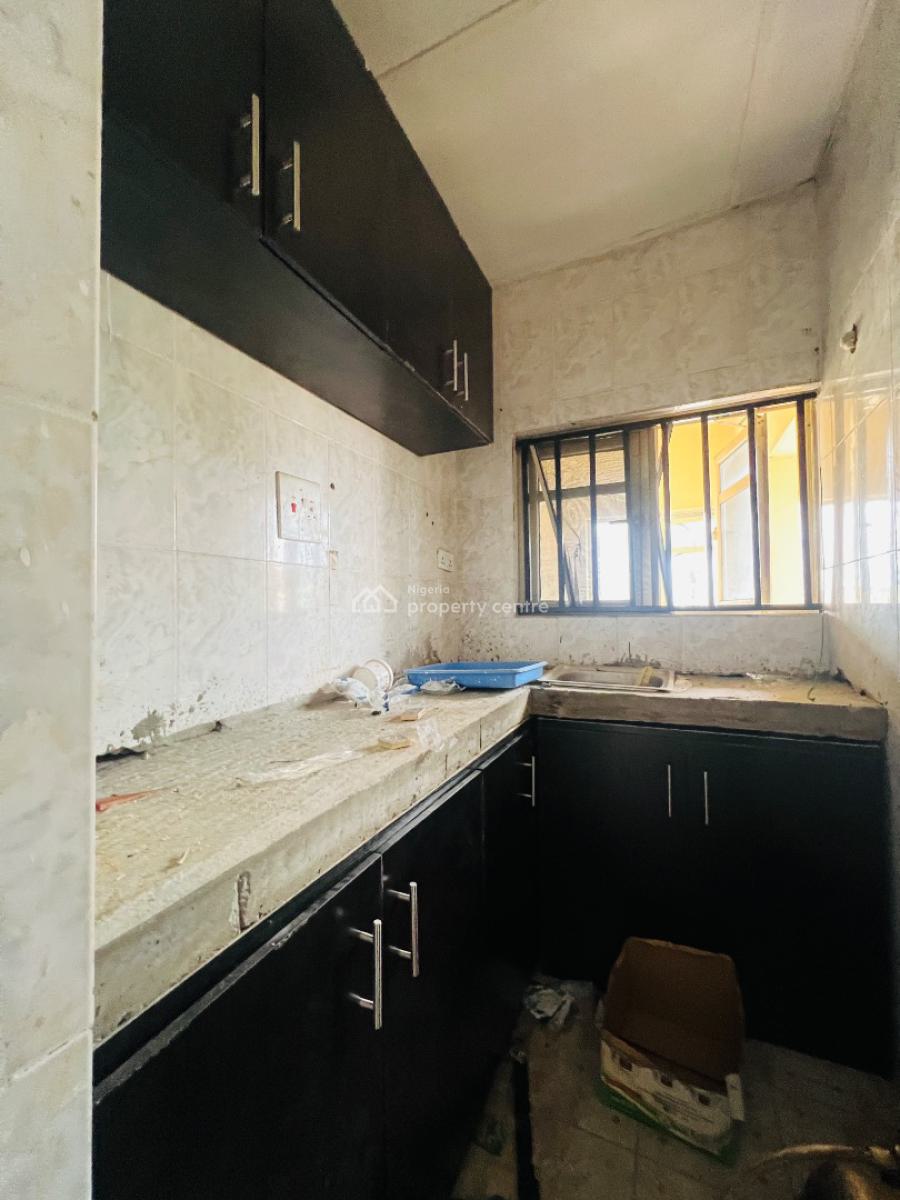 Room and Pallor in a Secured Neighborhood. Very Close to The Express, Ologufe, Very Close to Lekki Epe Expressway, Awoyaya, Ibeju Lekki, Lagos, Mini Flat (room and Parlour) for Rent