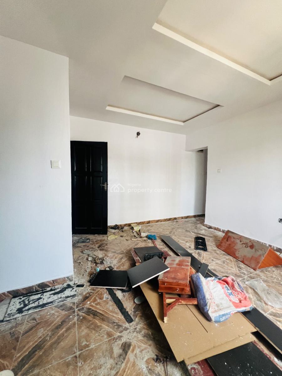 Room and Pallor in a Secured Neighborhood. Very Close to The Express, Ologufe, Very Close to Lekki Epe Expressway, Awoyaya, Ibeju Lekki, Lagos, Mini Flat (room and Parlour) for Rent
