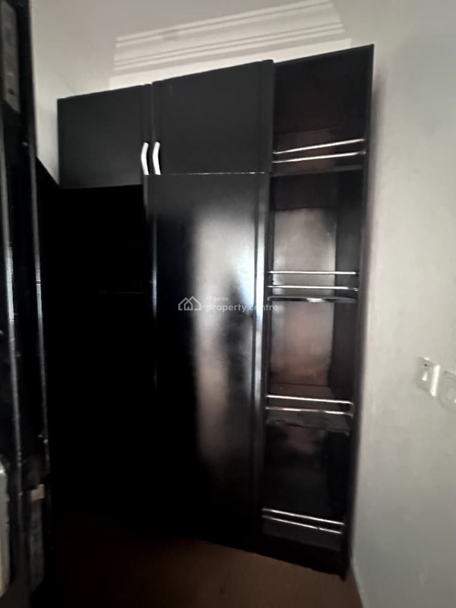 5-bedroom  Semi-detached House with a Bq, Lekki Phase 1, Lekki, Lagos, Semi-detached Duplex for Rent