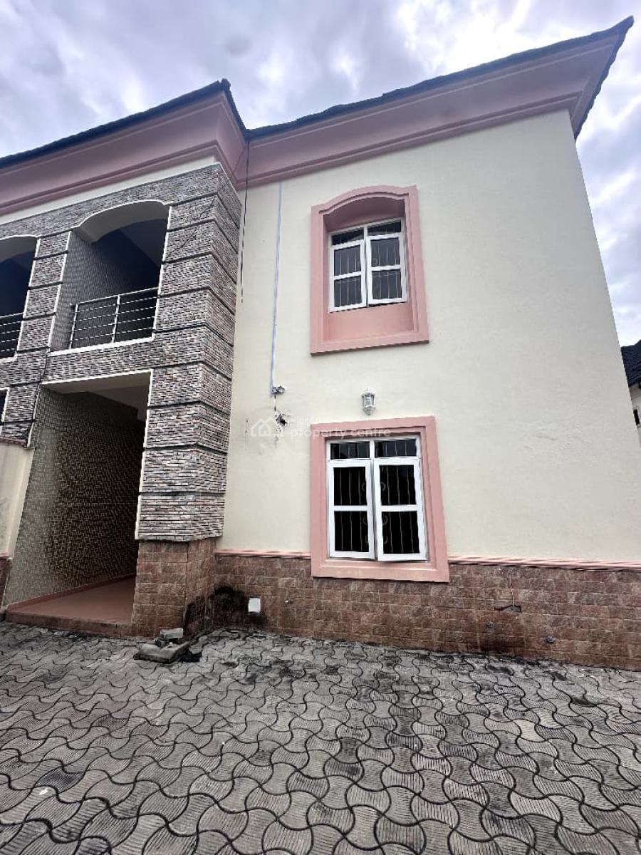 5-bedroom  Semi-detached House with a Bq, Lekki Phase 1, Lekki, Lagos, Semi-detached Duplex for Rent