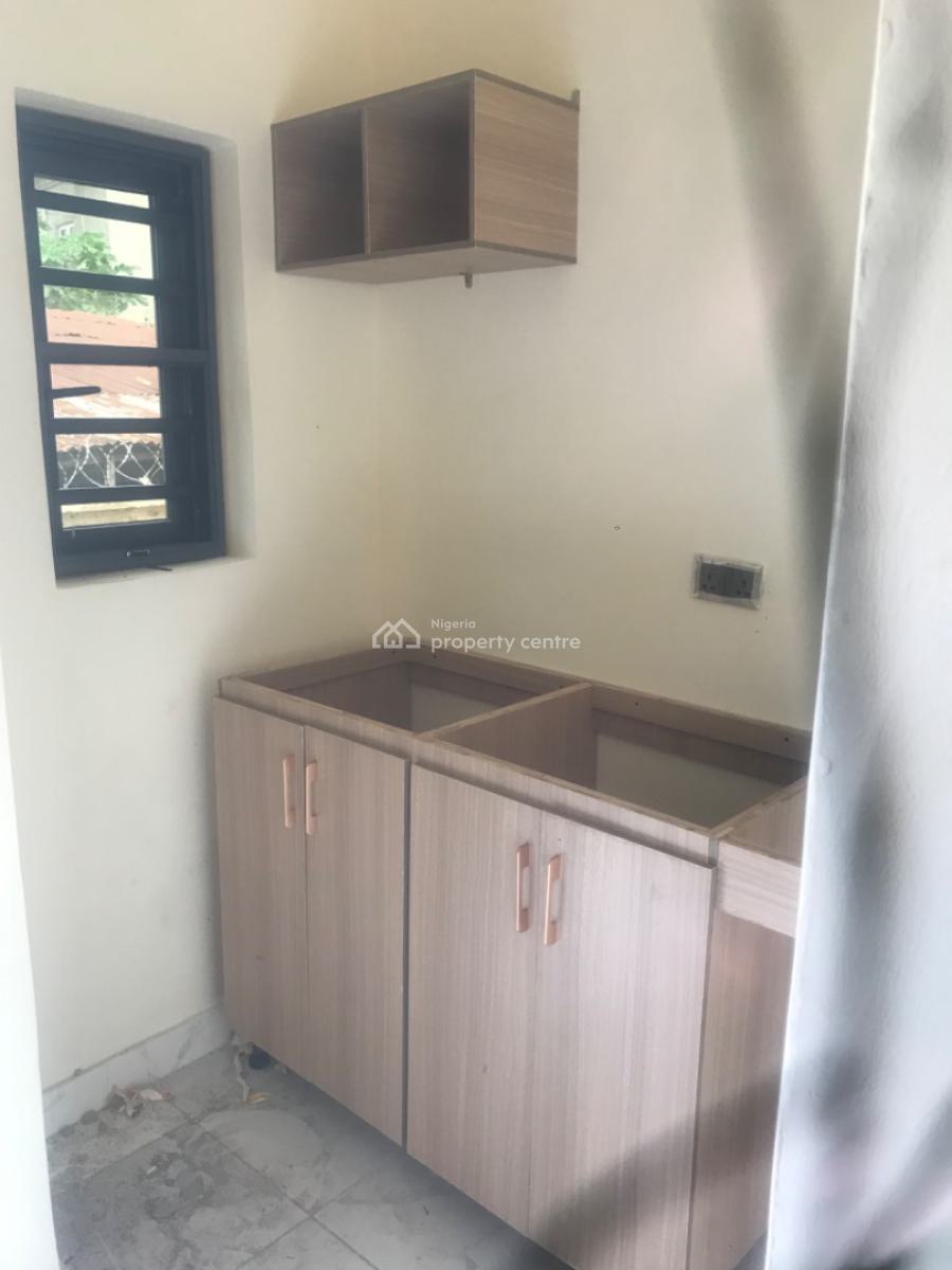 Room Self Contain, Akoka, Yaba, Lagos, Self Contain (single Rooms) for Rent