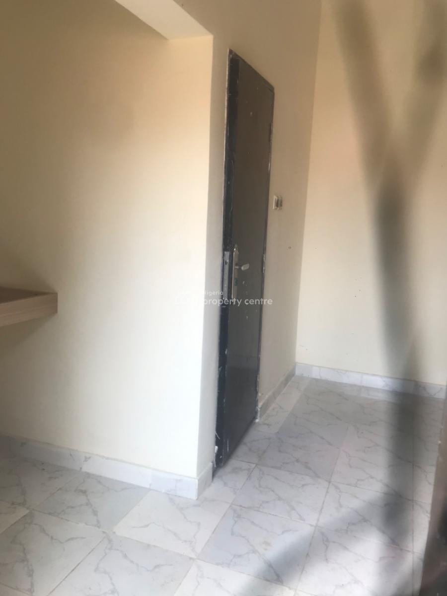 Room Self Contain, Akoka, Yaba, Lagos, Self Contain (single Rooms) for Rent