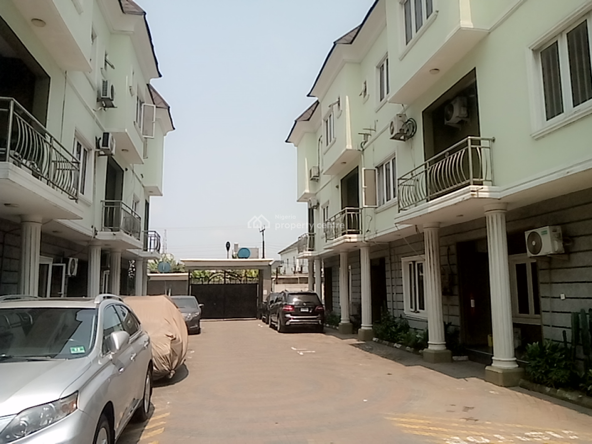 a Fully Serviced 4 Bedroom Duplex, Osapa, Lekki, Lagos, Semi-detached Duplex for Rent