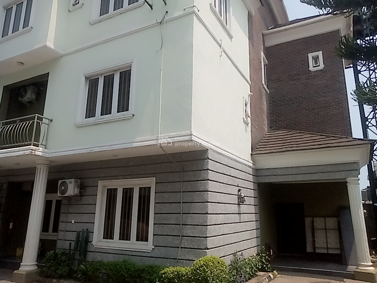 a Fully Serviced 4 Bedroom Duplex, Osapa, Lekki, Lagos, Semi-detached Duplex for Rent