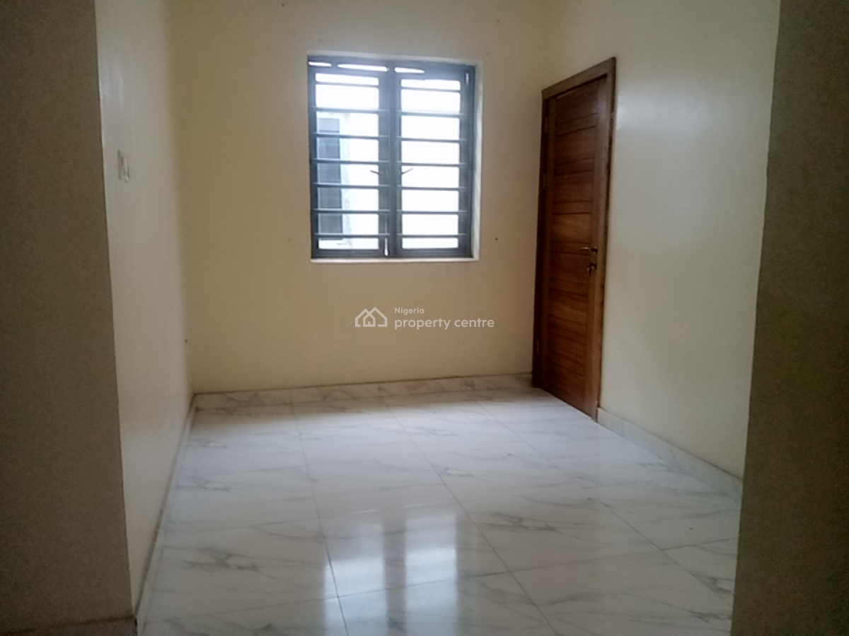 a Neatly and Massively Built 4 Bedroom Semi Detached Duplex and a Bq, Agungi, Lekki, Lagos, Semi-detached Duplex for Rent
