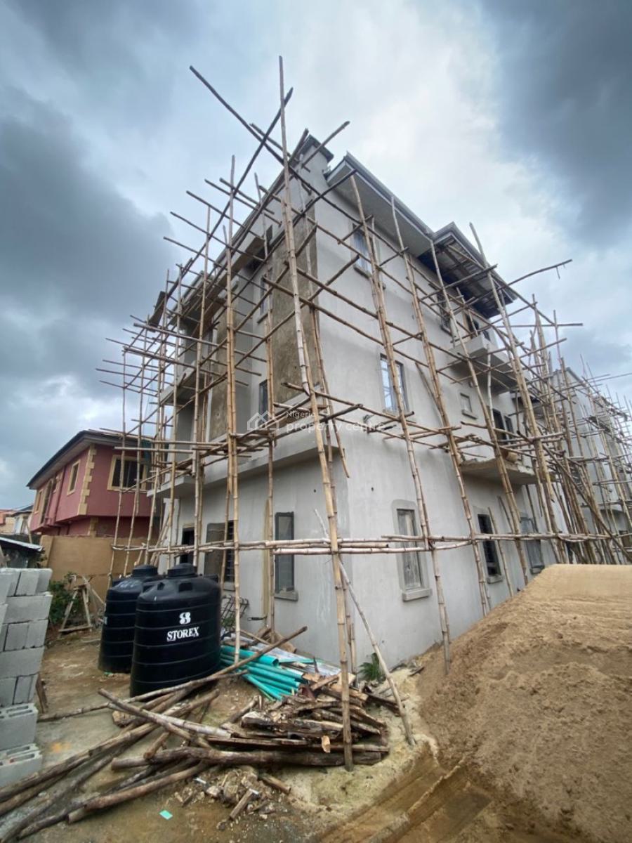 Spacious 5 Bedroom Fully Detached with Bq, Gra Phase 1, Magodo, Lagos, Detached Duplex for Sale