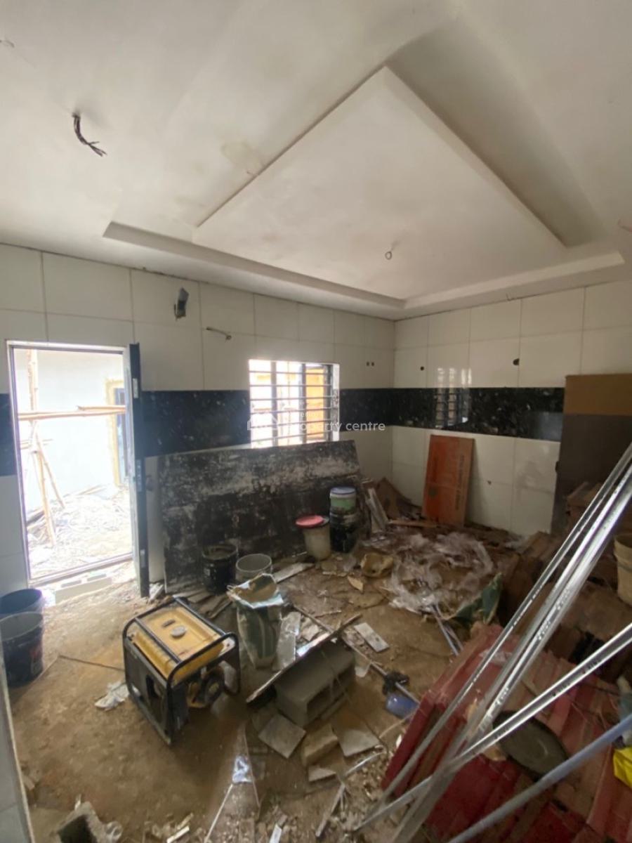 Spacious 5 Bedroom Fully Detached with Bq, Gra Phase 1, Magodo, Lagos, Detached Duplex for Sale