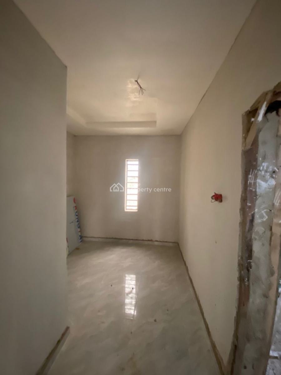 Spacious 5 Bedroom Fully Detached with Bq, Gra Phase 1, Magodo, Lagos, Detached Duplex for Sale