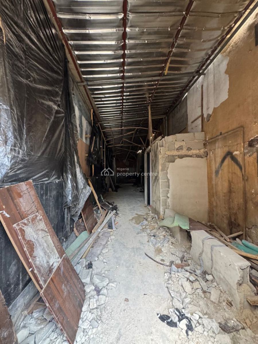Ground Floor Shop -- 115sqm, Victoria Island (vi), Lagos, Commercial Property for Rent
