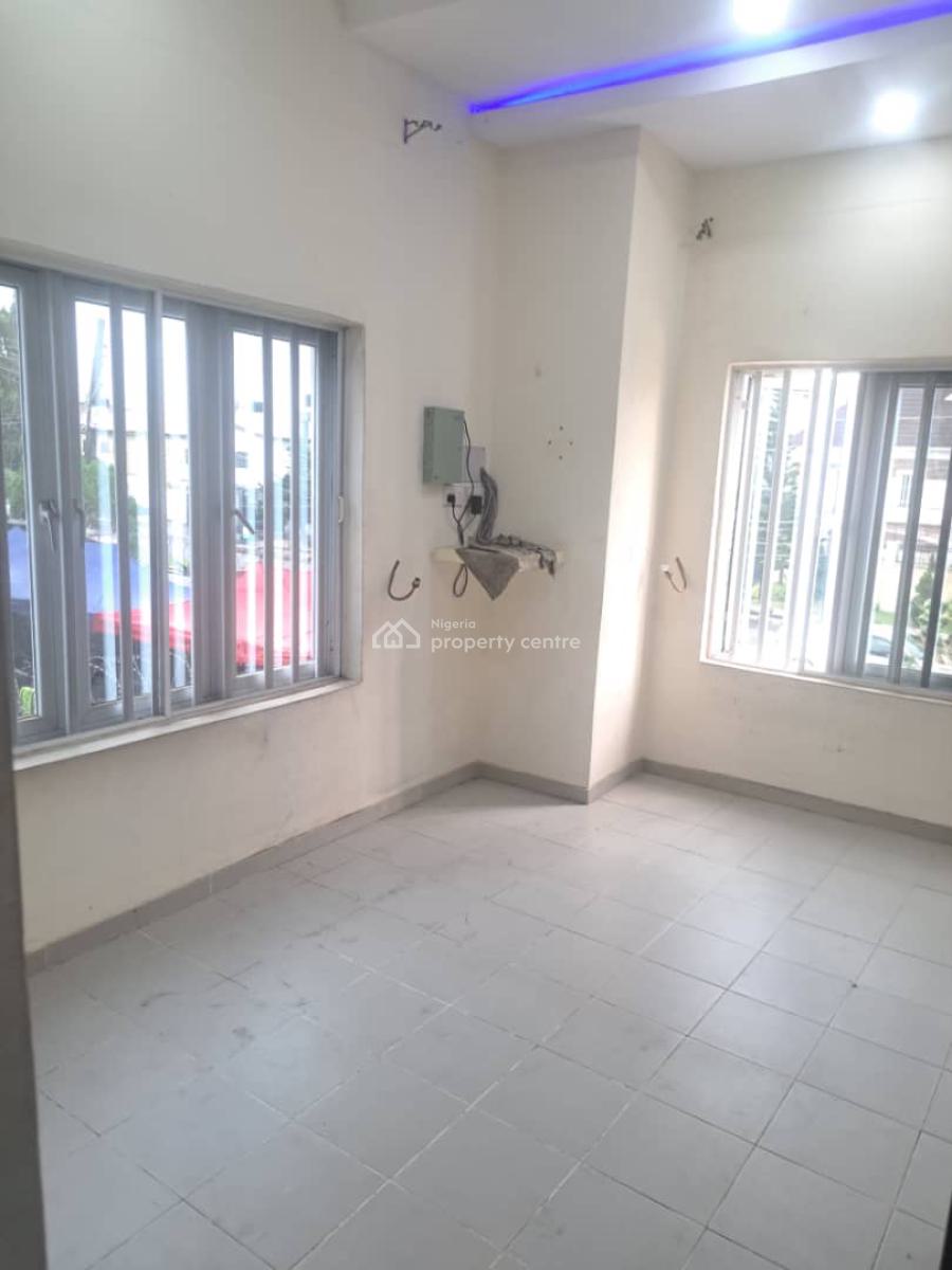 Lovely 4 Bedroom Semi Detached with a Bq, Gra Phase 2, Magodo, Lagos, Semi-detached Duplex for Rent