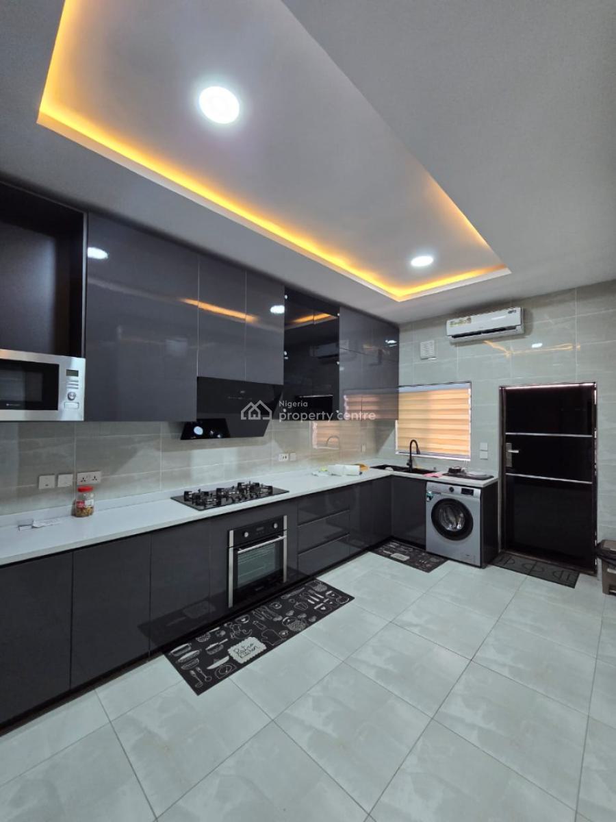 Top-notch Luxury Serviced 4 Bedroom Terrace with a Room Bq, Victoria Island (vi), Lagos, House for Sale