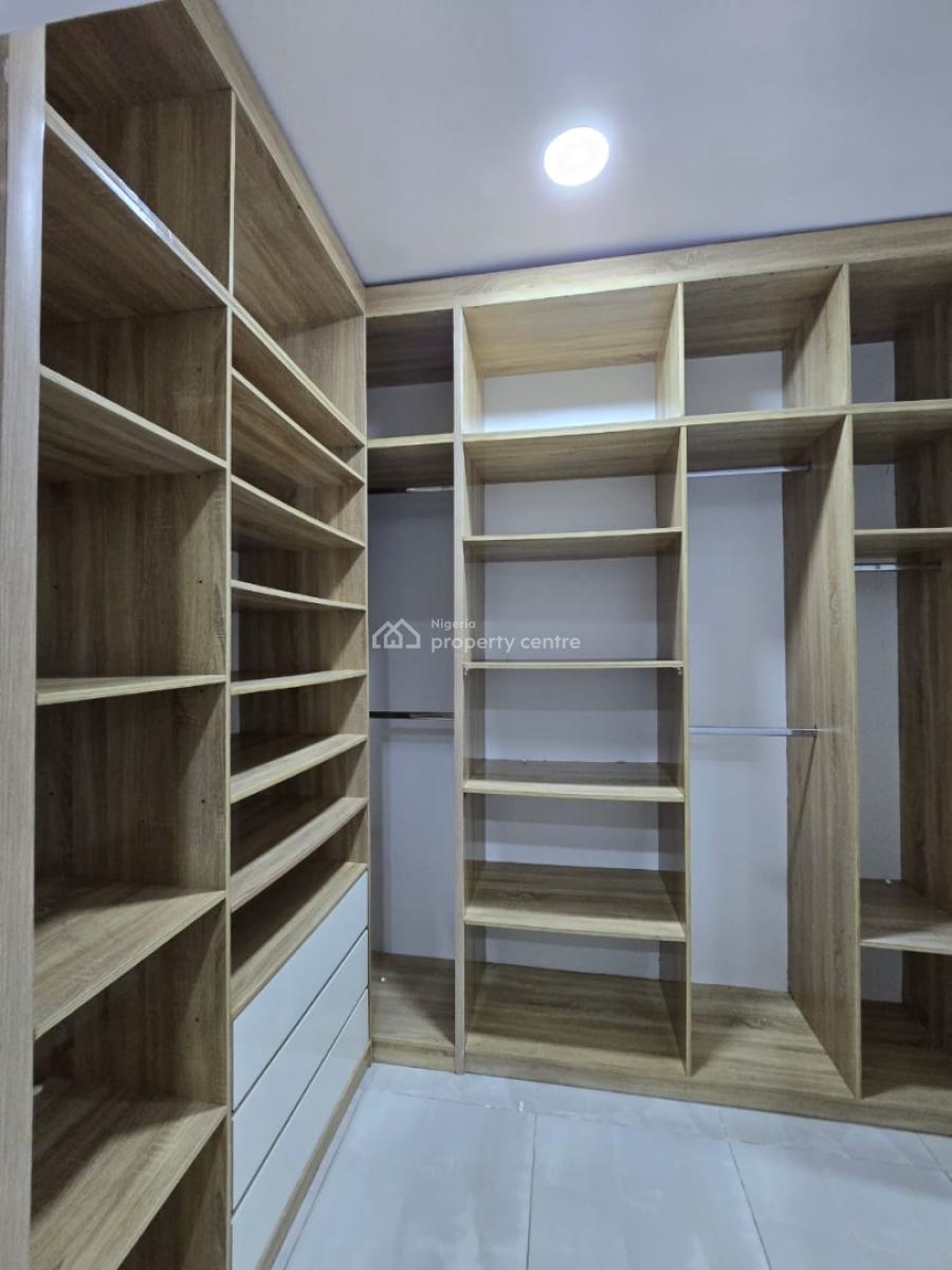 Top-notch Luxury Serviced 4 Bedroom Terrace with a Room Bq, Victoria Island (vi), Lagos, House for Sale