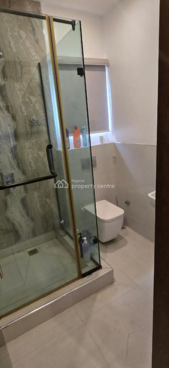 Well Maintained 2 Bedroom Flat, Banana Island, Ikoyi, Lagos, Flat / Apartment for Sale