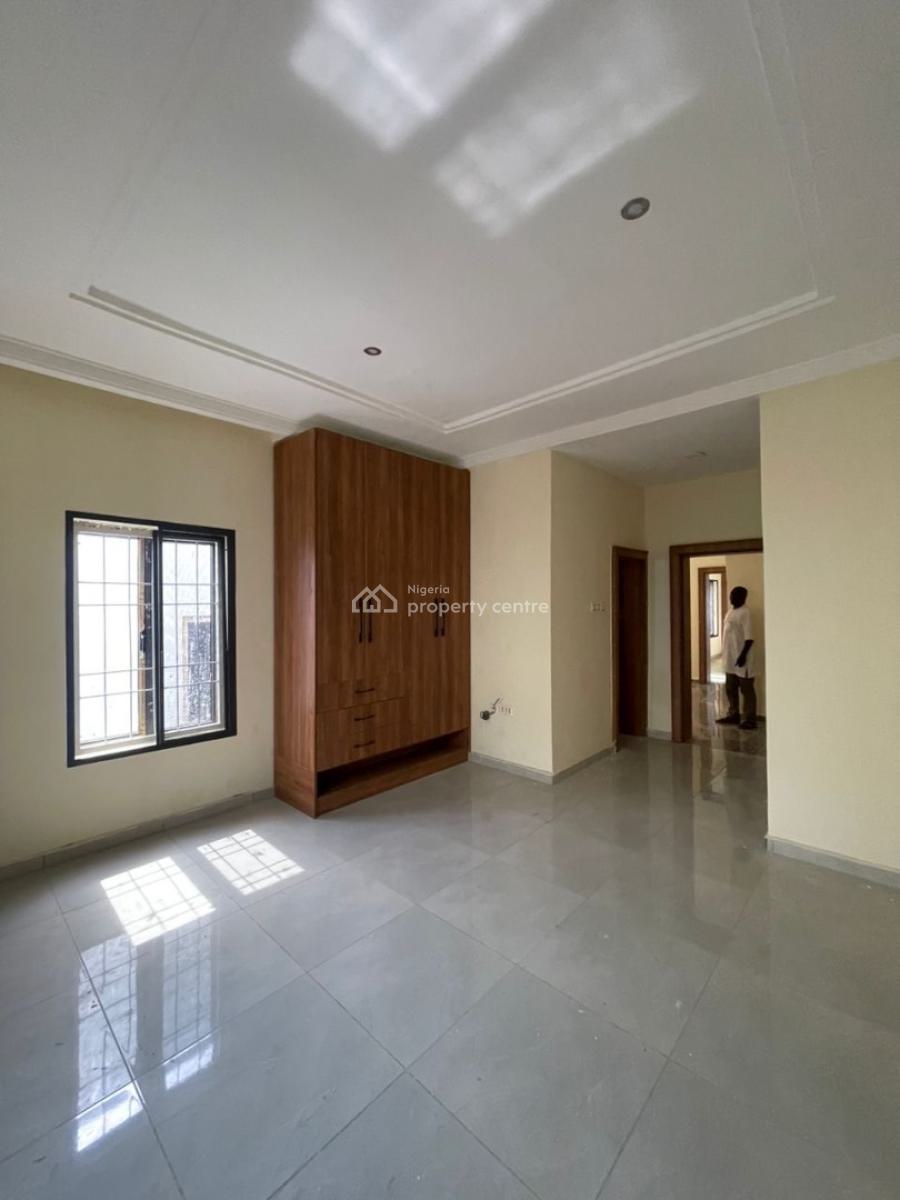 4 Bedrooms Terraced Duplex and a Bq, Guzape District, Abuja, Terraced Duplex for Rent