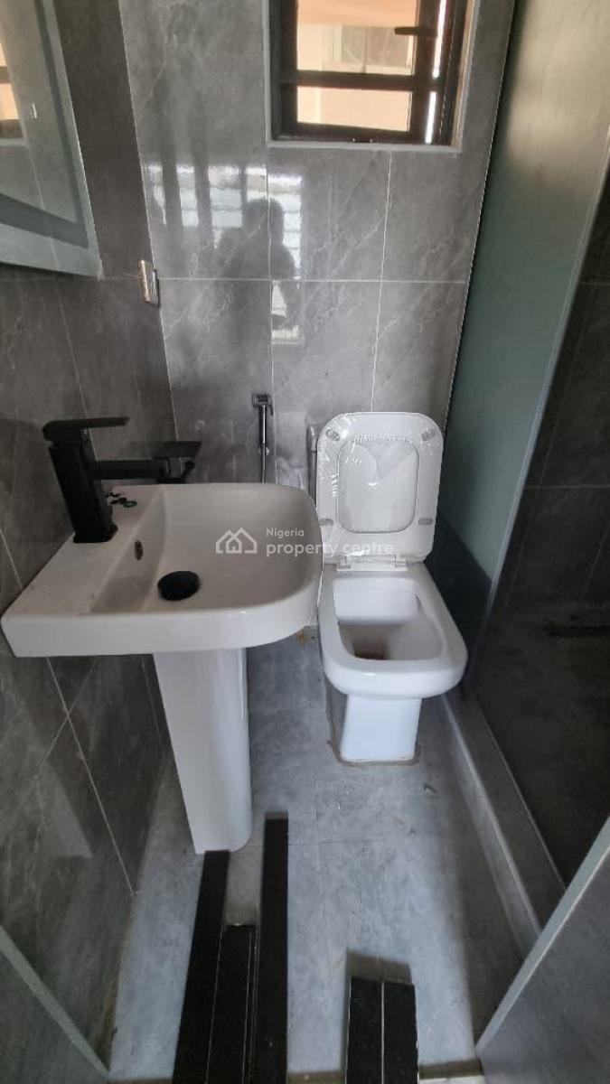 Luxury Serviced 3 Bedroom Terrace Duplex, Ologolo, Lekki, Lagos, Terraced Duplex for Rent