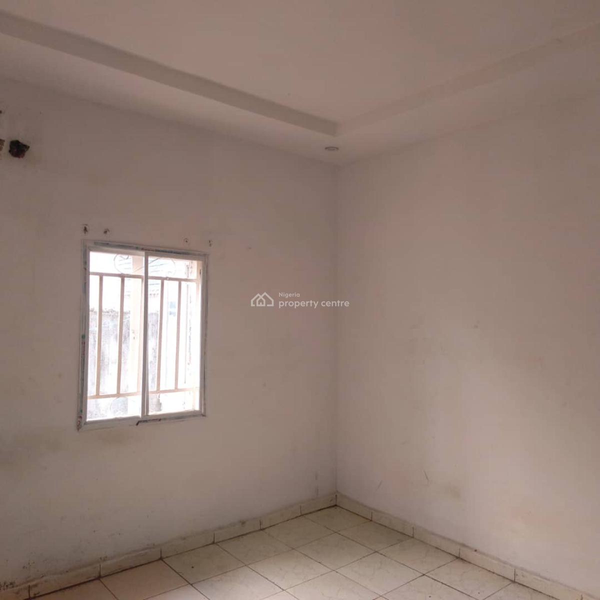 Excellent Spacious 2 Bedroom Apartment, By Dunamis Church, Lugbe District, Abuja, Flat / Apartment for Rent