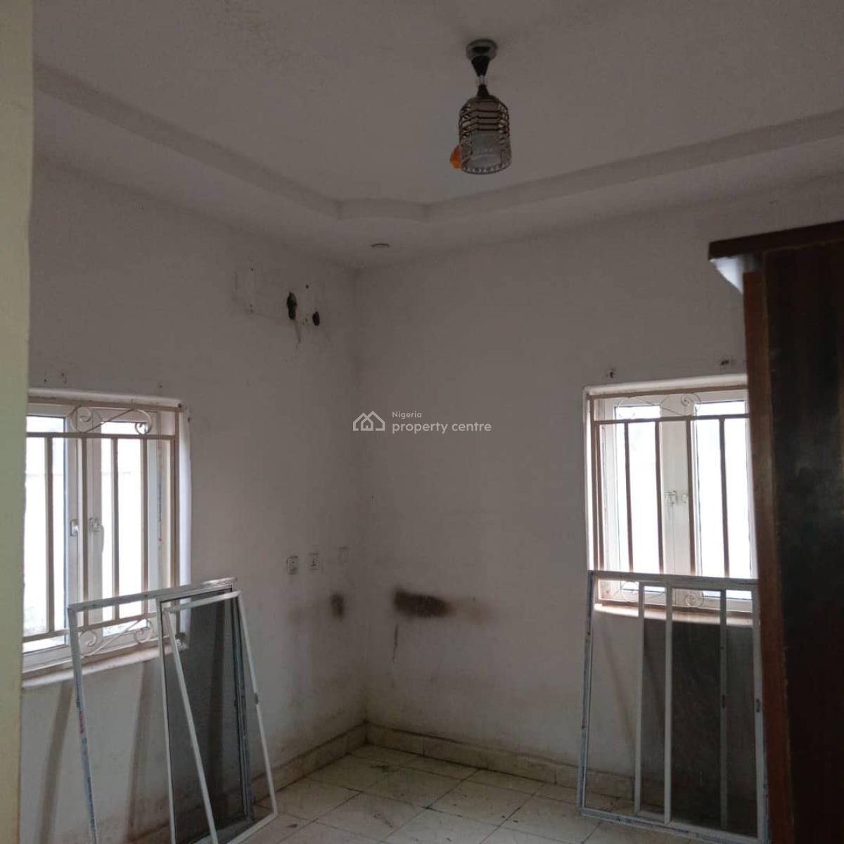 Excellent Spacious 2 Bedroom Apartment, By Dunamis Church, Lugbe District, Abuja, Flat / Apartment for Rent