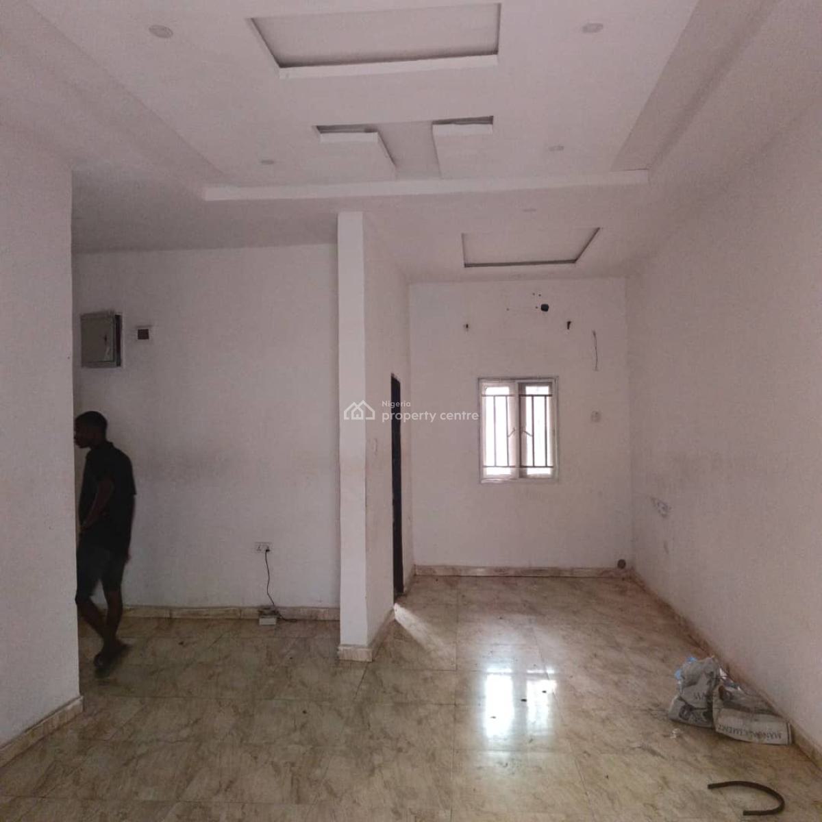 Excellent Spacious 2 Bedroom Apartment, By Dunamis Church, Lugbe District, Abuja, Flat / Apartment for Rent