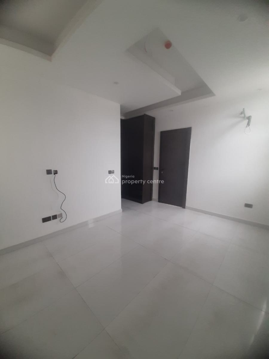 Tastefully Finished and Serviced with 24 Hours Power Supply, 2 Bedrooms En-suite, Lekki Phase 1, Lekki, Lagos, Flat / Apartment for Sale